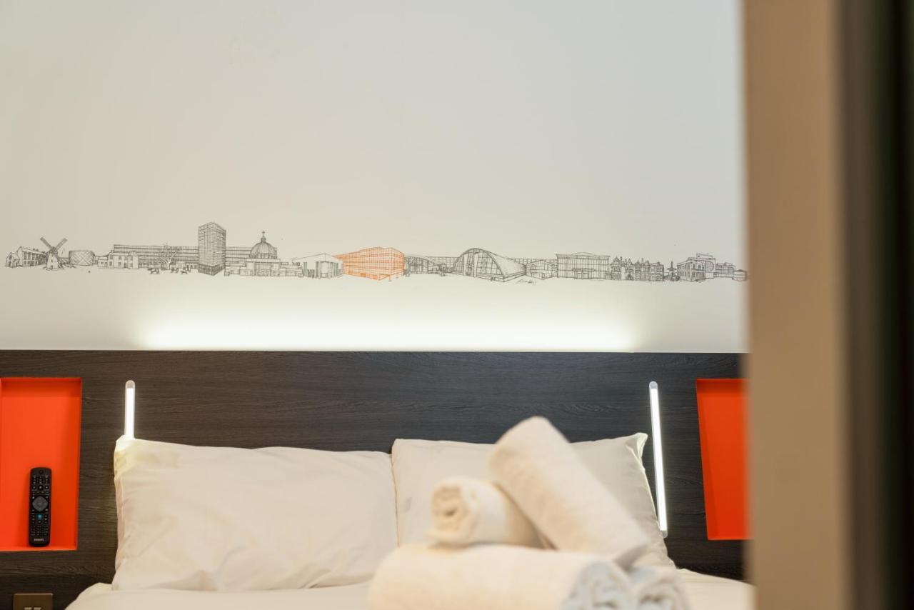 Easyhotel Мілтон-Кінз Екстер'єр фото
