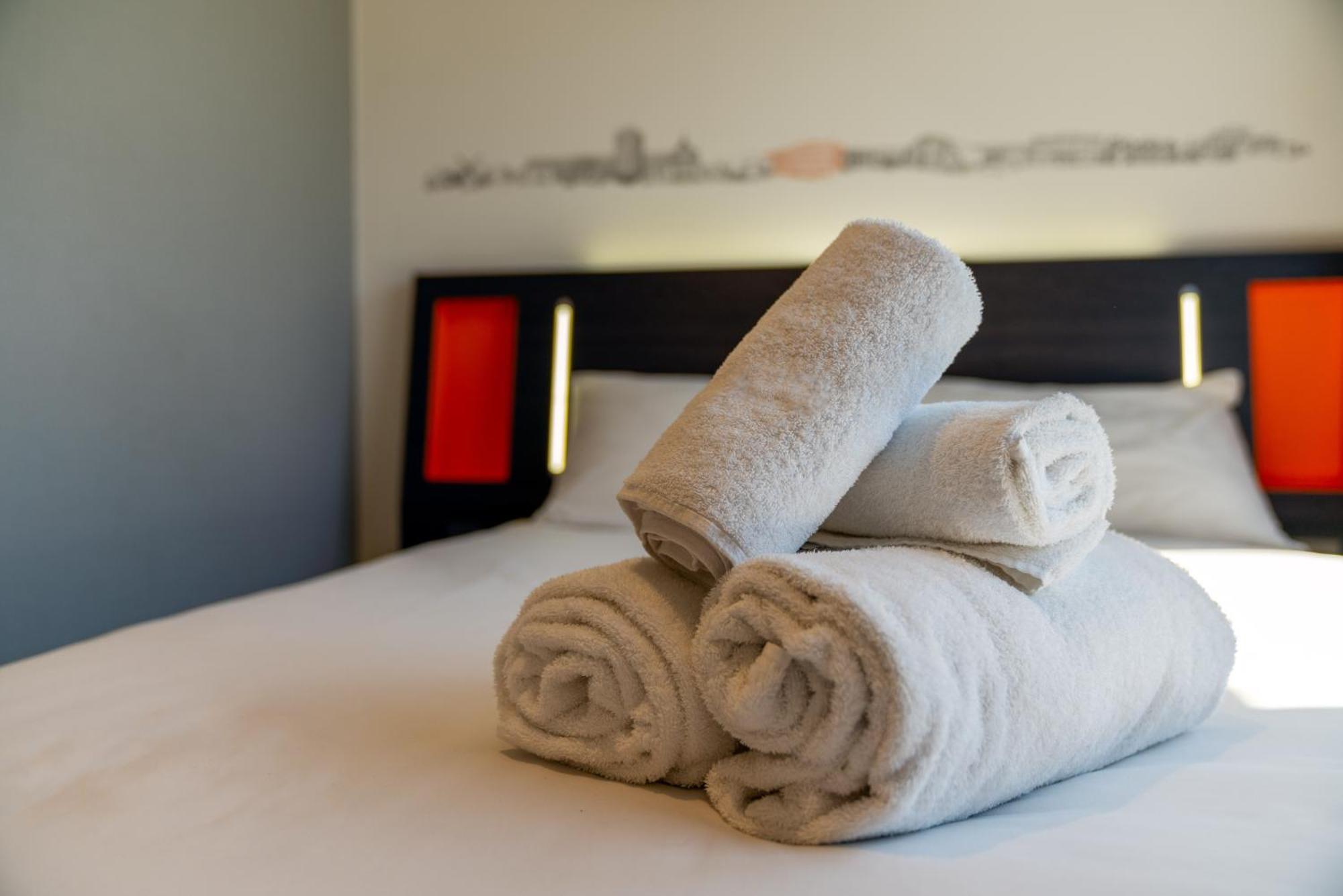 Easyhotel Мілтон-Кінз Номер фото