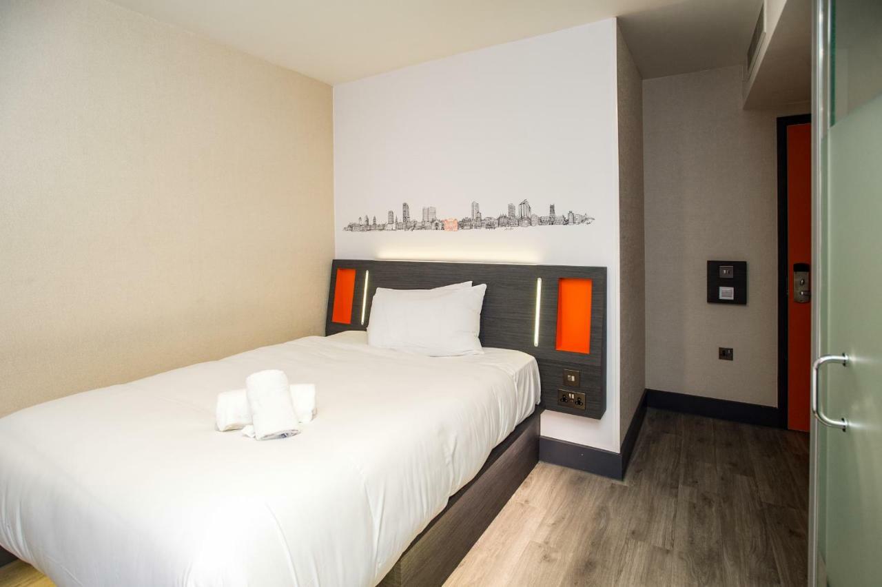 Easyhotel Мілтон-Кінз Екстер'єр фото