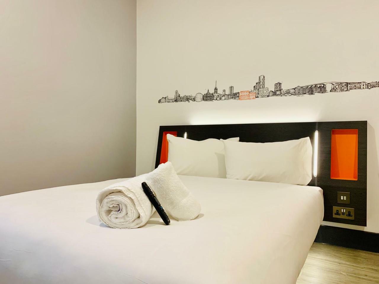 Easyhotel Мілтон-Кінз Екстер'єр фото