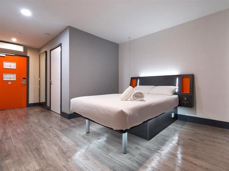 Easyhotel Мілтон-Кінз Екстер'єр фото